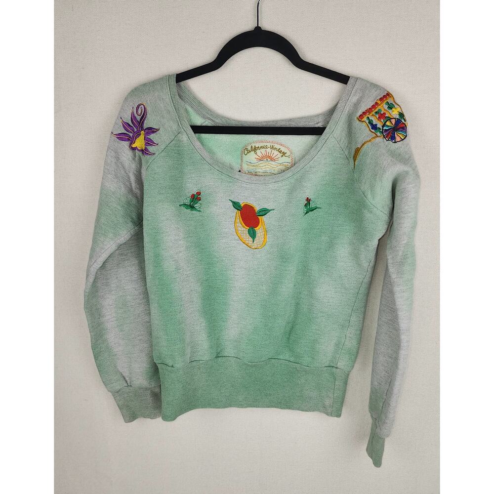California vintage women's M Costa Rico sweatshirt with embroidery.